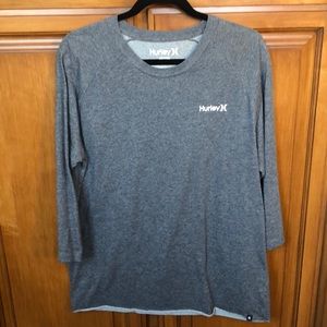 Hurley t-shirt